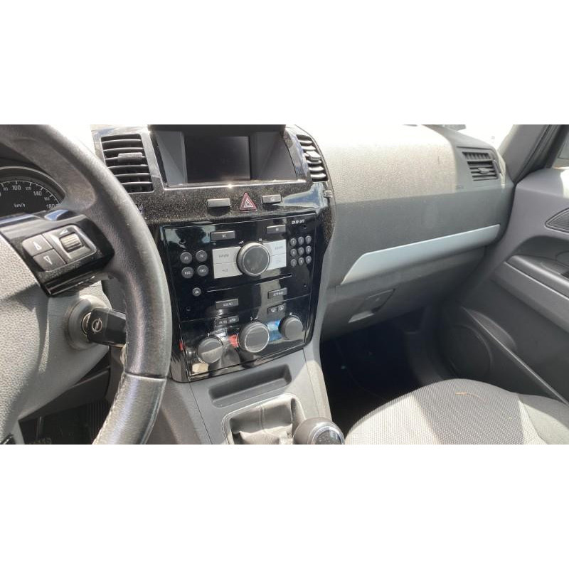 Bouton de warning OPEL ZAFIRA B Photo n°20