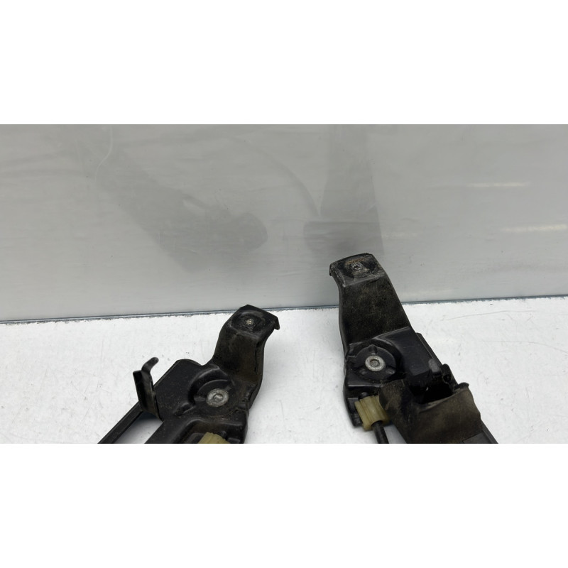 Leve vitre electrique avant gauche SEAT LEON 2 Photo n°4