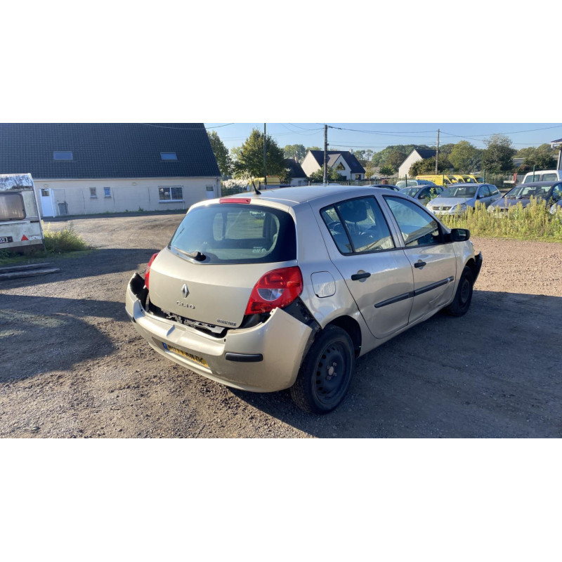 Fermeture de capot RENAULT CLIO 3 Photo n°13