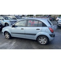 Serrure avant droit KIA RIO 2