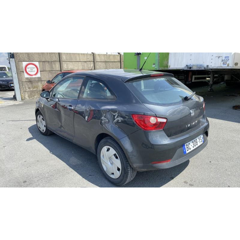 Vitre avant gauche SEAT IBIZA 4 Photo n°14