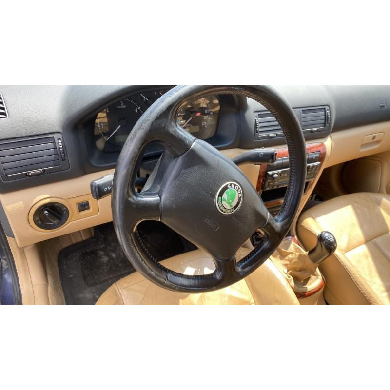 Serrure avant droit SKODA OCTAVIA 1 Photo n°20