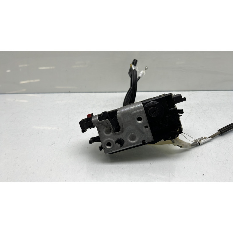 Serrure arriere gauche CITROEN C4 2 Photo n°8