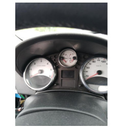 Vitre avant gauche PEUGEOT 207