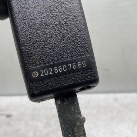 Attache ceinture avant droit MERCEDES CLASSE C 202