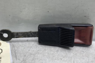 Attache ceinture avant droit MERCEDES CLASSE C 202