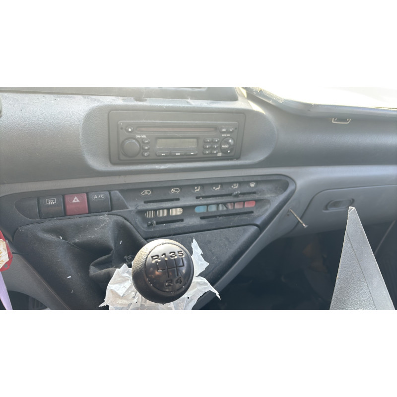 Interrupteur de leve vitre avant gauche CITROEN JUMPY 1 Photo n°18