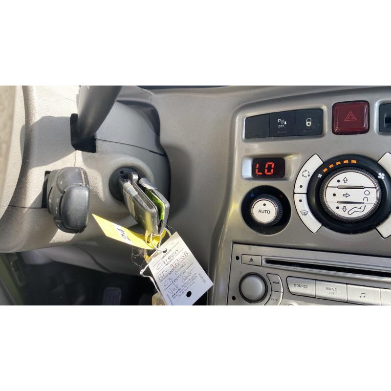 Interrupteur de leve vitre arriere gauche CITROEN C3 PICASSO Photo n°20
