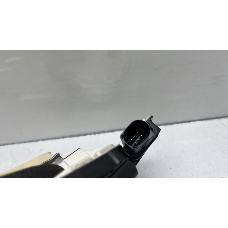 Serrure avant droit VOLKSWAGEN UP Photo n°5