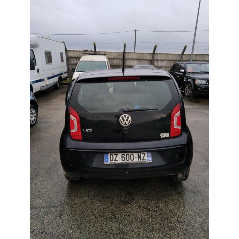 Crochet de remorquage VOLKSWAGEN UP Photo n°6