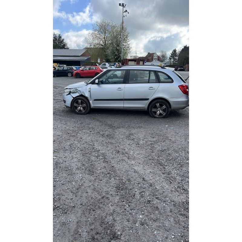 Leve vitre electrique avant droit SKODA FABIA 2 Photo n°14