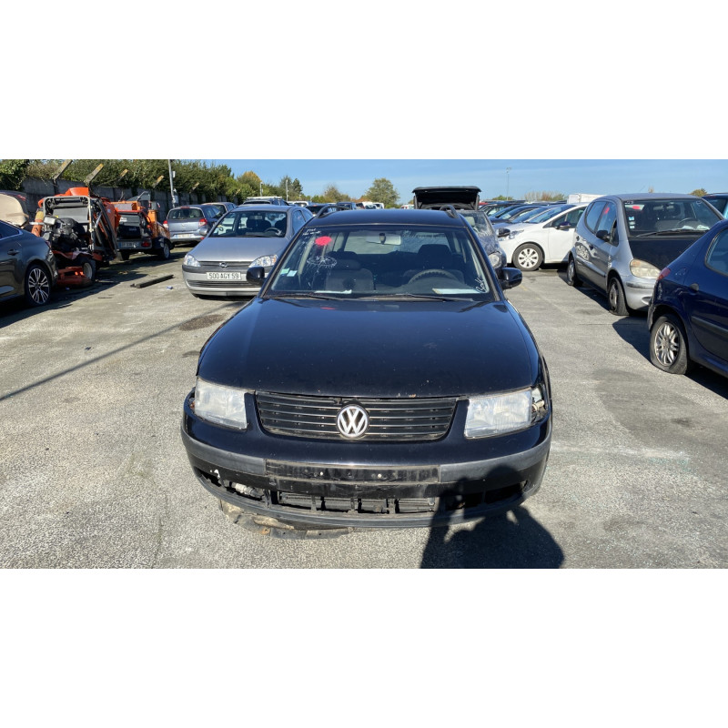 Feu arriere principal droit (feux) VOLKSWAGEN PASSAT 4 Photo n°11