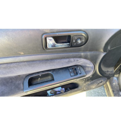 Optique avant principal gauche (feux)(phare) VOLKSWAGEN PASSAT 4