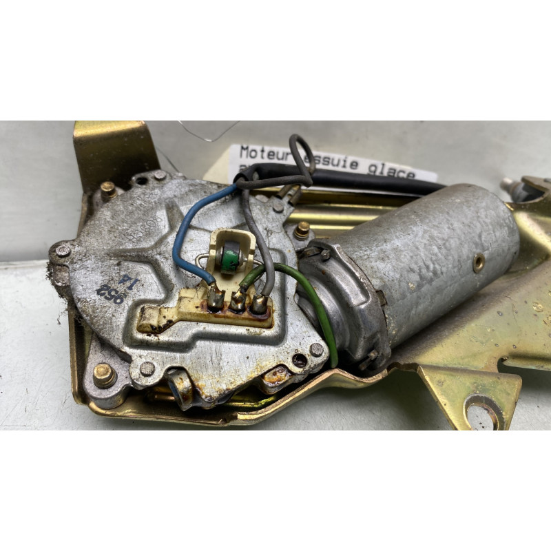 Moteur essuie glace arriere RENAULT R19 Photo n°4