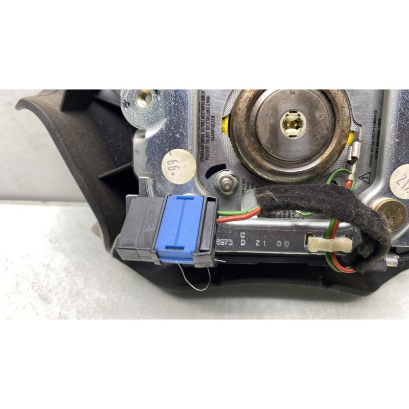 Air bag conducteur PEUGEOT 406 Photo n°3