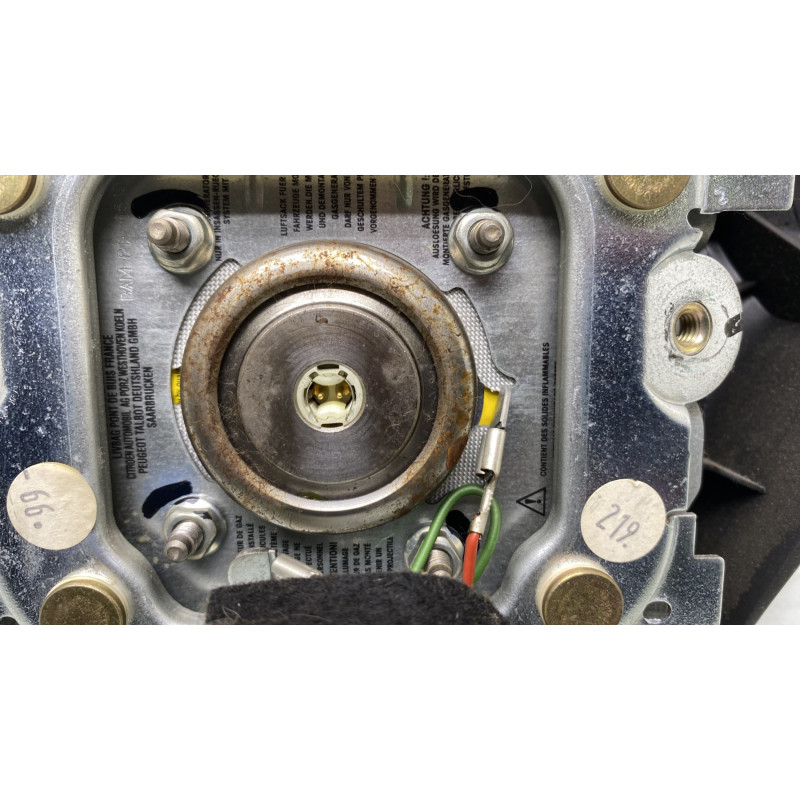Air bag conducteur PEUGEOT 406 Photo n°4