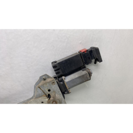 Leve vitre electrique avant droit PEUGEOT 406