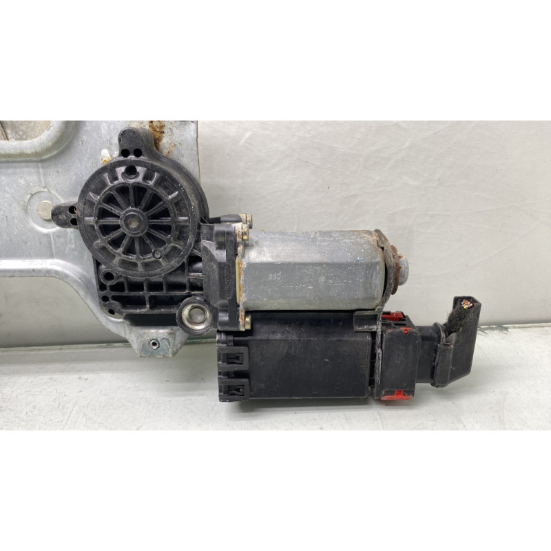 Leve vitre electrique avant droit PEUGEOT 406 Photo n°4