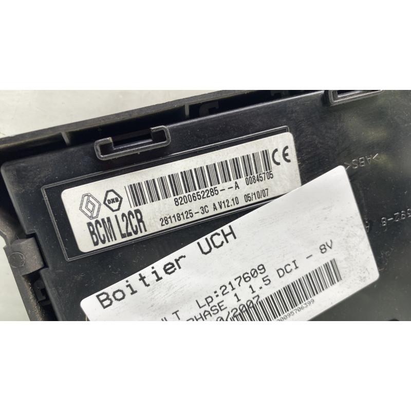 Boitier UCH RENAULT CLIO 3 Photo n°3