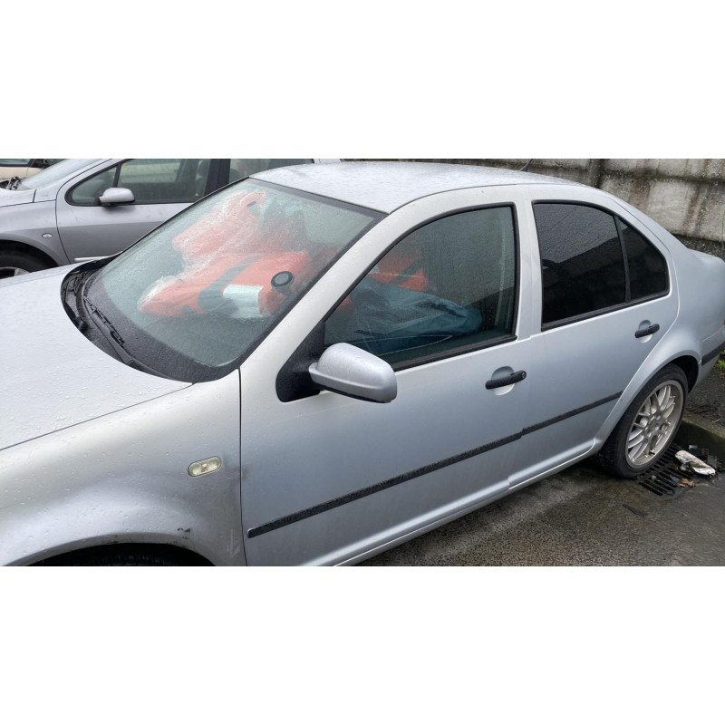 Feu arriere principal droit (feux) VOLKSWAGEN BORA Photo n°17