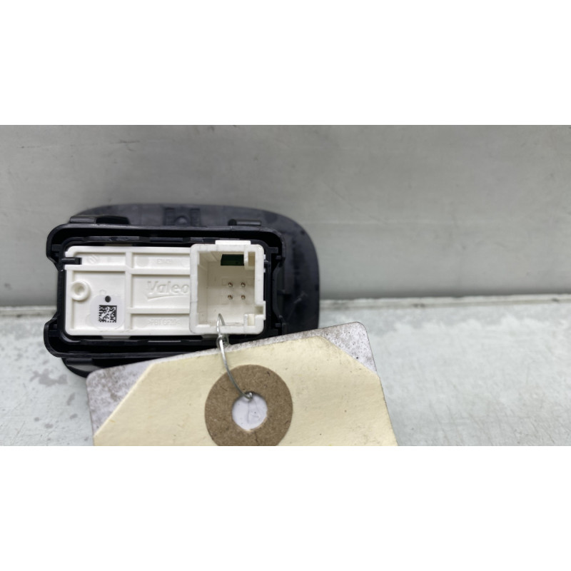 Interrupteur de leve vitre arriere droit PEUGEOT 2008 1 Photo n°3