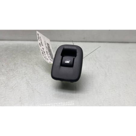 Interrupteur de leve vitre arriere gauche PEUGEOT 2008 1 Photo n°1