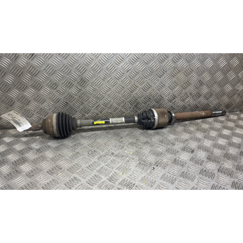 Cardan droit (transmission) PEUGEOT 2008 1 Photo n°1