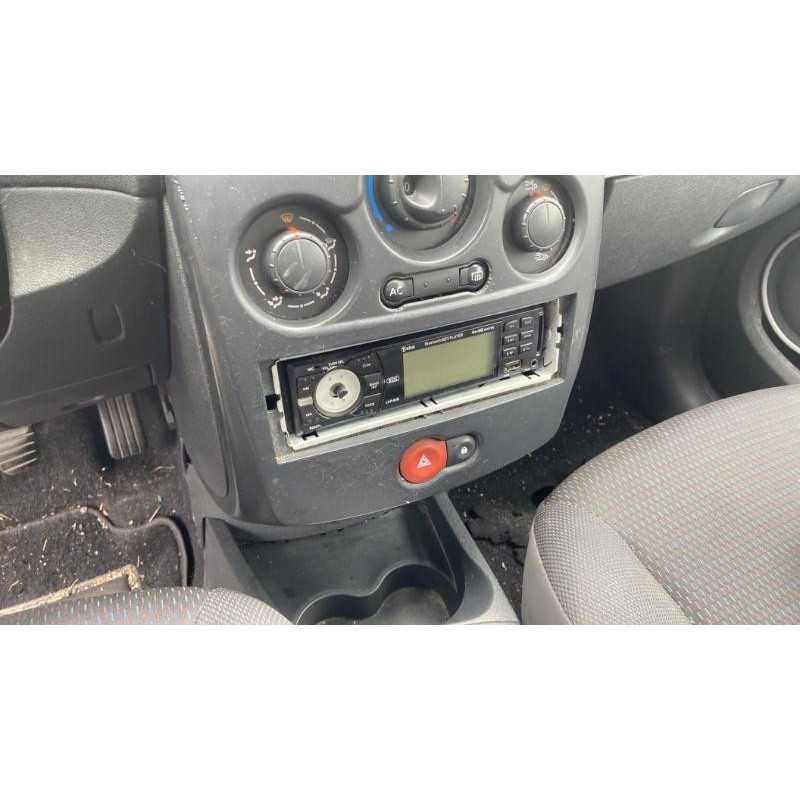 Boitier UCH RENAULT CLIO 3 Photo n°6