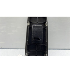 Interrupteur de leve vitre avant droit BMW SERIE 1 E87