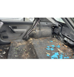 Serrure avant droit RENAULT R19