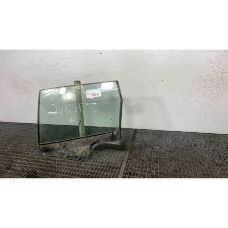 Vitre arriere gauche RENAULT CLIO 4