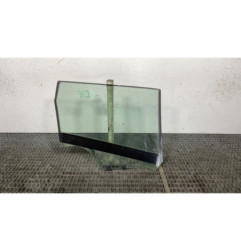 Vitre arriere gauche RENAULT CLIO 4