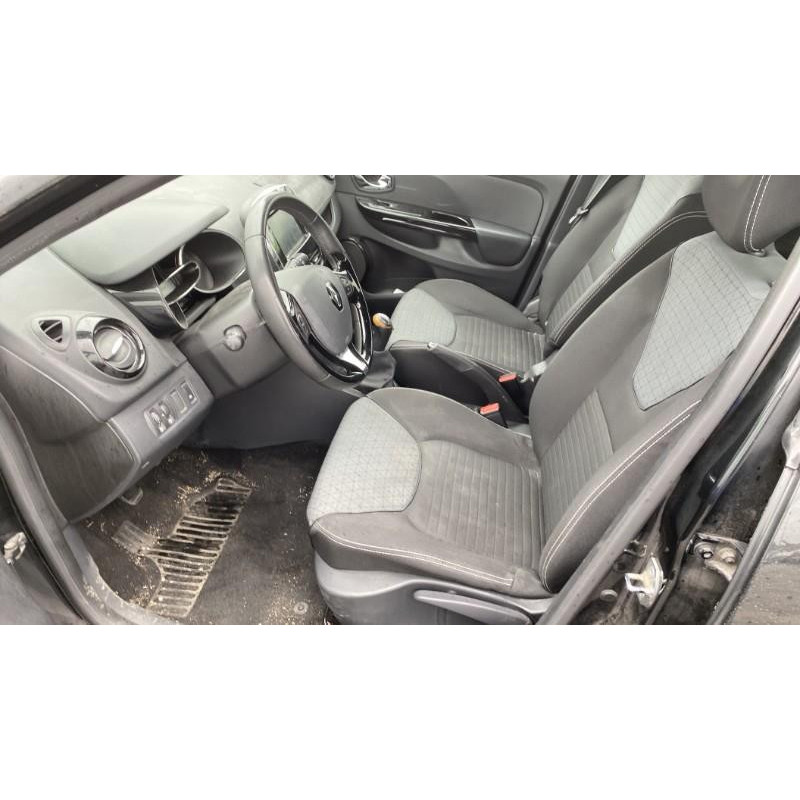 Vitre arriere gauche RENAULT CLIO 4 Photo n°14