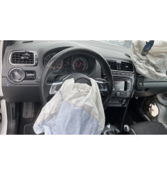 Poignee porte avant gauche VOLKSWAGEN POLO 5