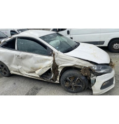 Serrure avant gauche VOLKSWAGEN POLO 5