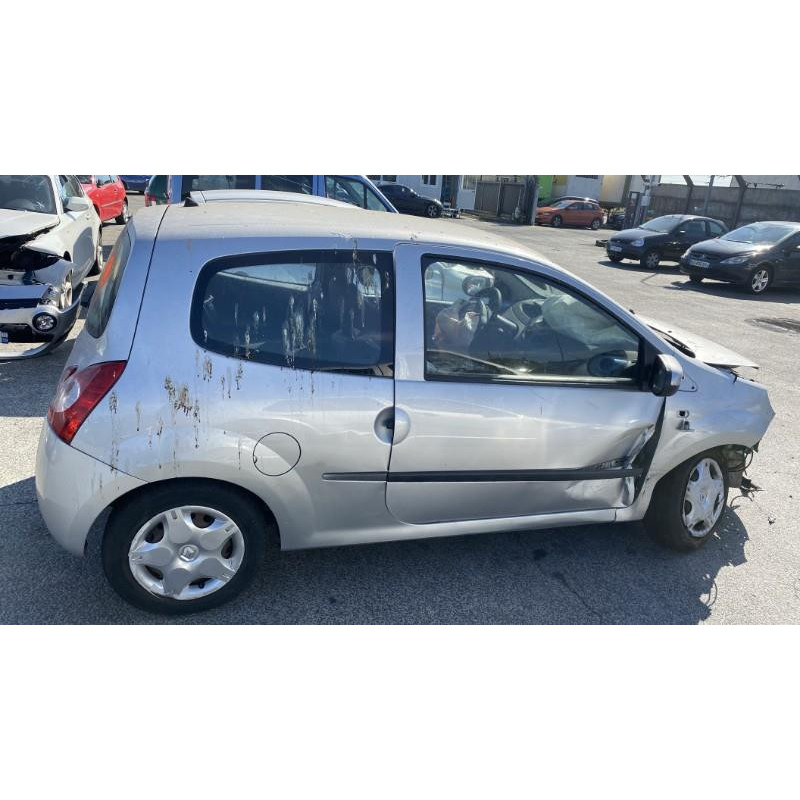 Feu arriere secondaire gauche (feux) RENAULT TWINGO 2 Photo n°6
