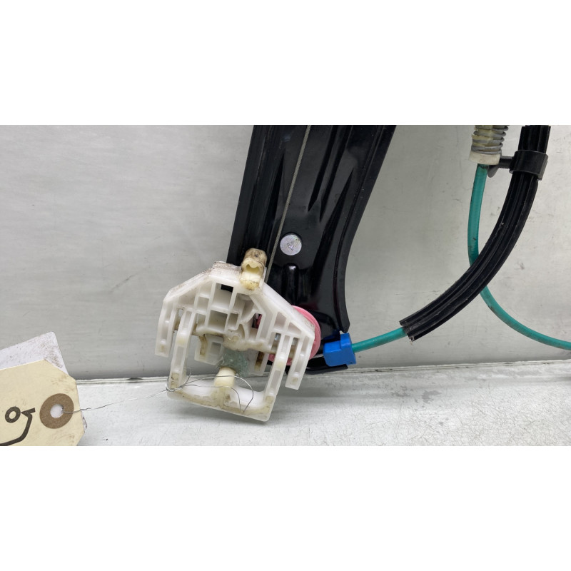 Leve vitre electrique avant droit BMW SERIE 1 F20 Photo n°2