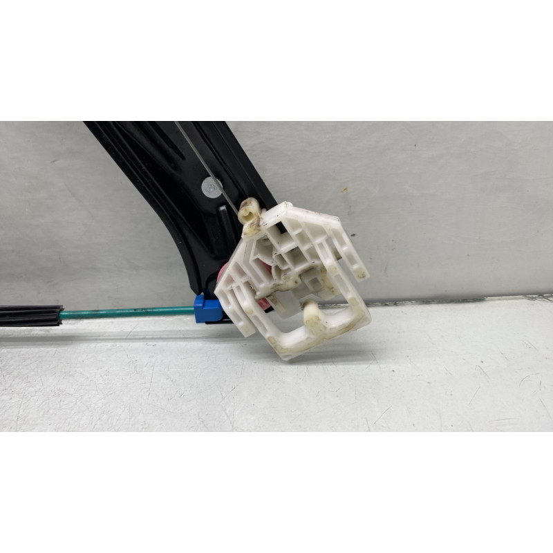 Leve vitre electrique avant droit BMW SERIE 1 F20 Photo n°3