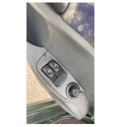Pare choc arriere RENAULT MEGANE 1