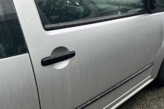 Pompe à carburant CITROEN C2