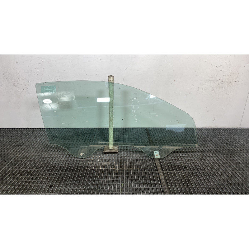 Vitre avant droit MERCEDES CLASSE C 203 COUPE SPORT Photo n°1