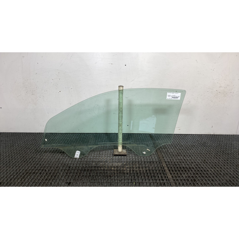 Vitre avant droit MERCEDES CLASSE C 203 COUPE SPORT Photo n°7