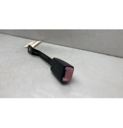 Attache ceinture avant droit SUZUKI SWIFT 3