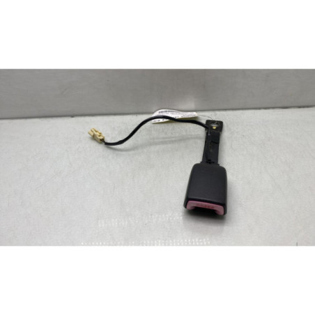 Attache ceinture avant gauche SUZUKI SWIFT 3