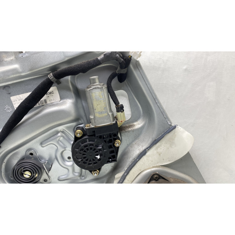 Leve vitre electrique avant gauche KIA SPORTAGE 2 Photo n°3
