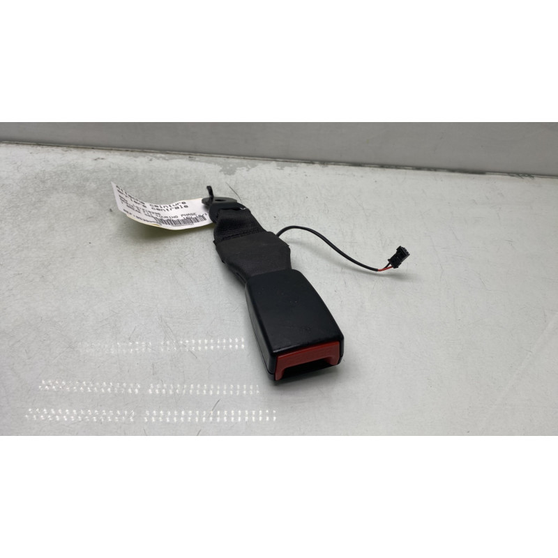 Attache ceinture arriere centrale BMW SERIE 5 F11 Photo n°2