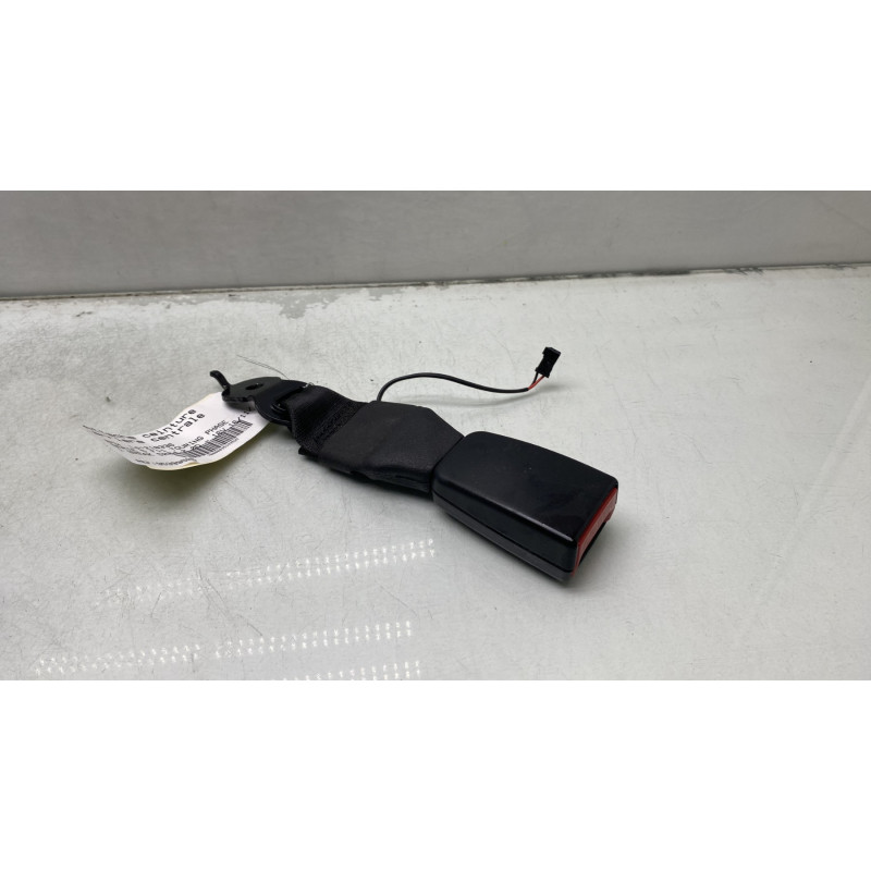 Attache ceinture arriere centrale BMW SERIE 5 F11 Photo n°3