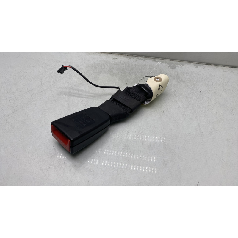 Attache ceinture arriere centrale BMW SERIE 5 F11 Photo n°4