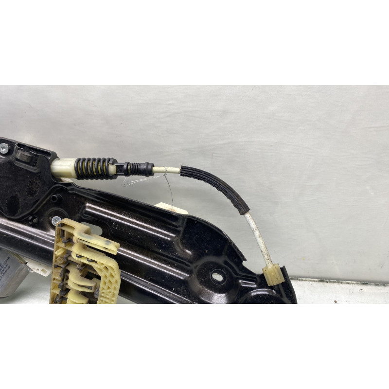 Leve vitre electrique arriere droit BMW SERIE 5 F11 Photo n°4