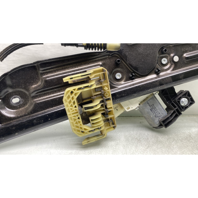 Leve vitre electrique arriere gauche BMW SERIE 5 F11 Photo n°2